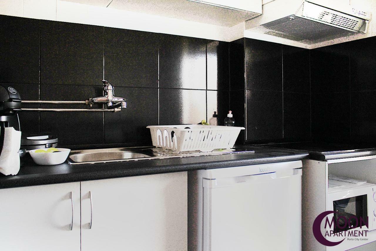 Moon City Center Apartment Порту Экстерьер фото