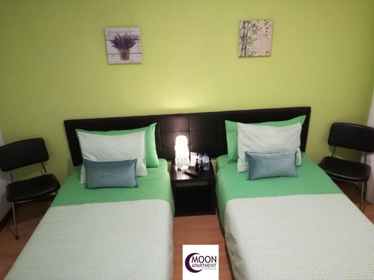 Moon City Center Apartment Порту Экстерьер фото